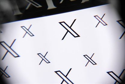 X’in topluluk notları, hükümet yetkililerinin başına bela oldu