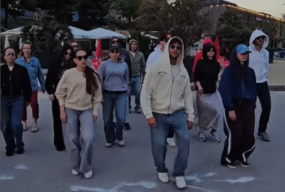 Nihilist samimiyetin dışavurumu: 'Let Me Be' dansı neden viral oldu?