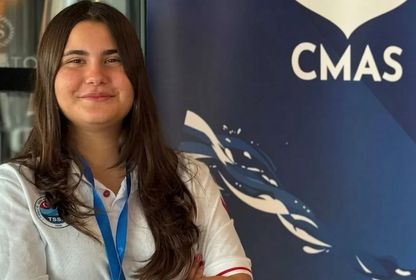 Şampiyonluğa giden zorlu yol: Ada Olpak 15 yaşında serbest dalışta dünya birincisi