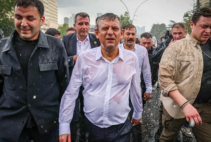 Yeni parti yedekte, hedef 'son ana kadar mücadele'
