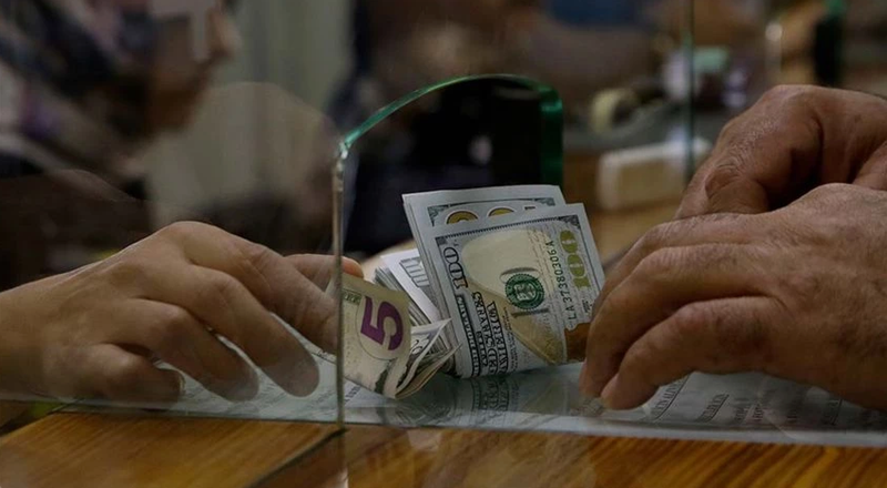 Uğur Gürses: 'Türkiye’deki döviz talebini siyasetçiler derinleştiriyor'