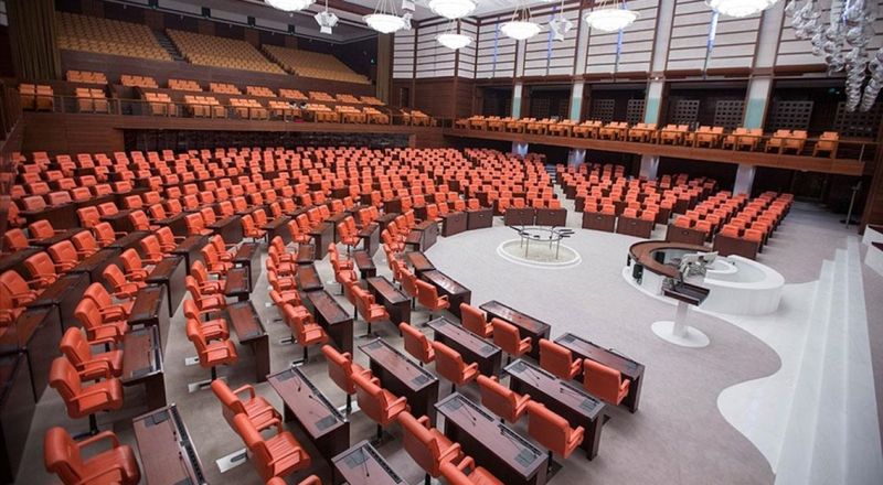 Mutlak butlan kararı sonrası tartışmalar: Ankara kulislerinde baskın seçim senaryolarıyla ilgili neler konuşuluyor?