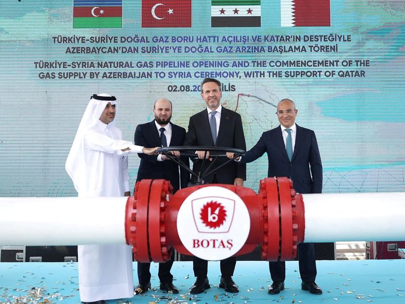 Hürmüz'e alternatif aranıyor: Suriye dünyanın yeni enerji merkezi olabilir mi?