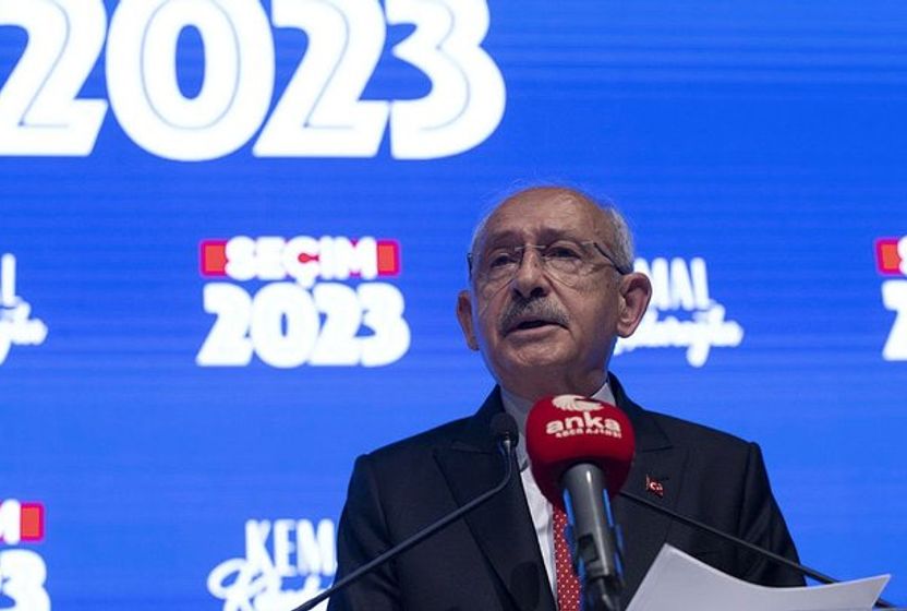 Dayattınız, dinlemediniz, yenildiniz. Şimdi size ne diyelim?