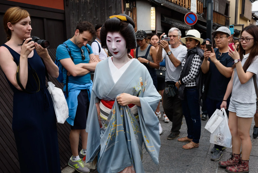Japonya'nın turistlerle imtihanı: Neden herkes Japonya'ya gidiyor?